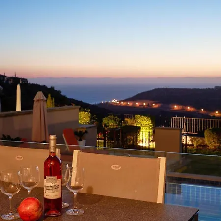 Apr01 Apollo With Stunning Sunset Views, Aphrodite Hills Villa *