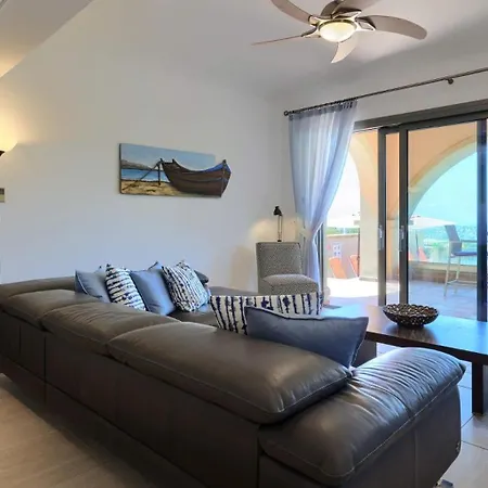 Villa Apr01 Apollo With Stunning Sunset Views, Aphrodite Hills Kouklia