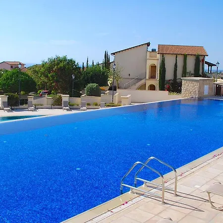 Apr01 Apollo With Stunning Sunset Views, Aphrodite Hills Βίλα